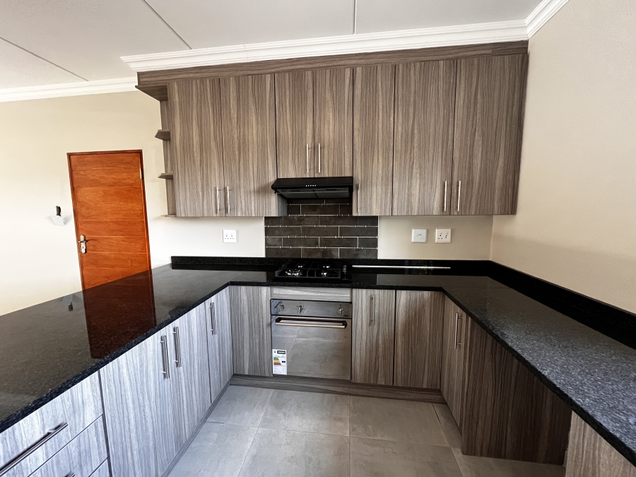3 Bedroom Property for Sale in Van Der Hoff Park North West